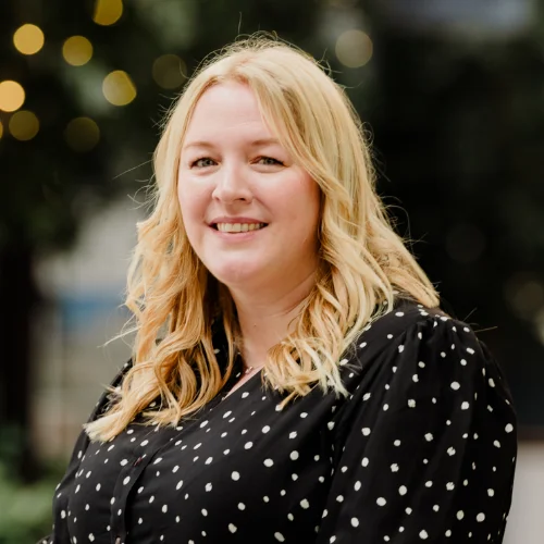 Dr Rhian Thomas